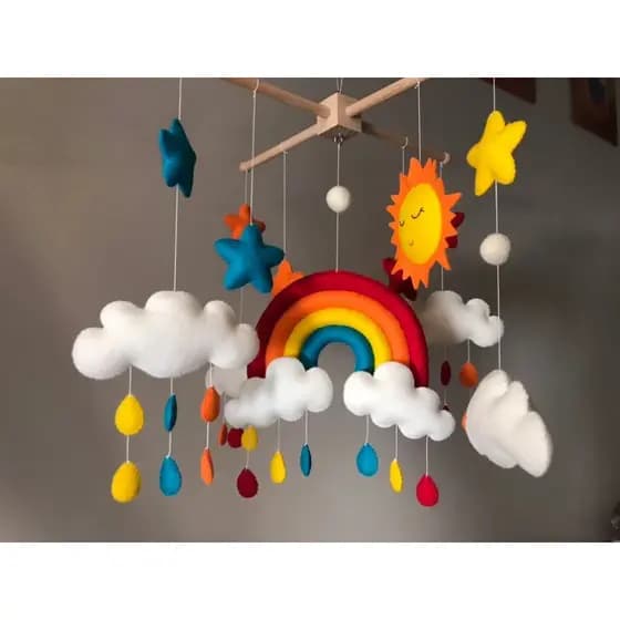 Mobile de Berço Decoração de quarto infantil chuva de bençãos, arco-irís, estrelas.