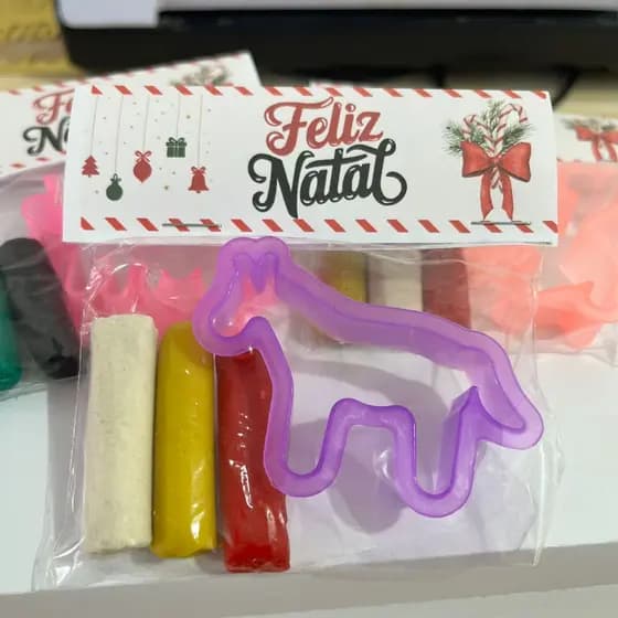 Kit Massinha Infantil com Cortadores Divertidos – Lembrancinha criativa para natal mimos natalinos