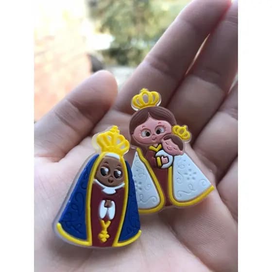 2 Pins Apliques Pingentes Enfeites católico Nossa senhora de Aparecida e Nossa senhora de Nazaré
