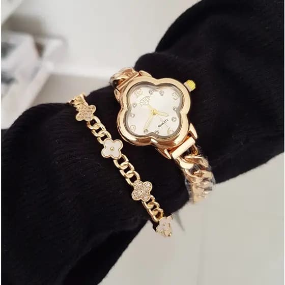 Relógio Moda Feminino Trevo Aço Metal Dourado Prova d Água