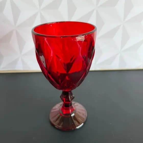 Taça de vidro Diamond vermelho individual 300ml para água vinho refrigerante cerveja taca vermelho decorada avulsa unid
