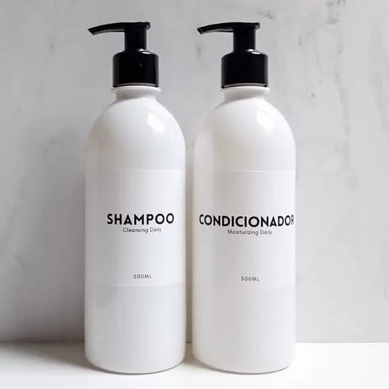 kit Frascos Branco Para Shampoo E Condicionador 500ml