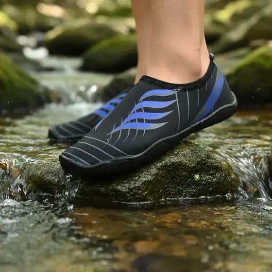 Sapatilha hidroginastica pesca natação mergulho cachoeira sapatilha esporte aquáticos com vazão de água.