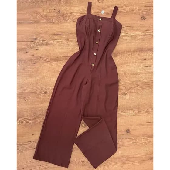 Macacão Pantalona Feminino com Botões Alça Larga Conforto Estilo Casual Chic