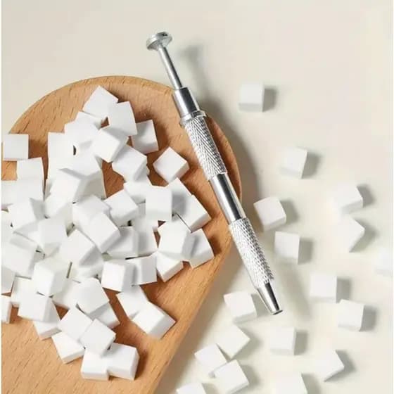Kit 100 Esponjas + Aplicador metálico De Unha Cubo Coloridas E Brancas Com Ferramenta Profissional