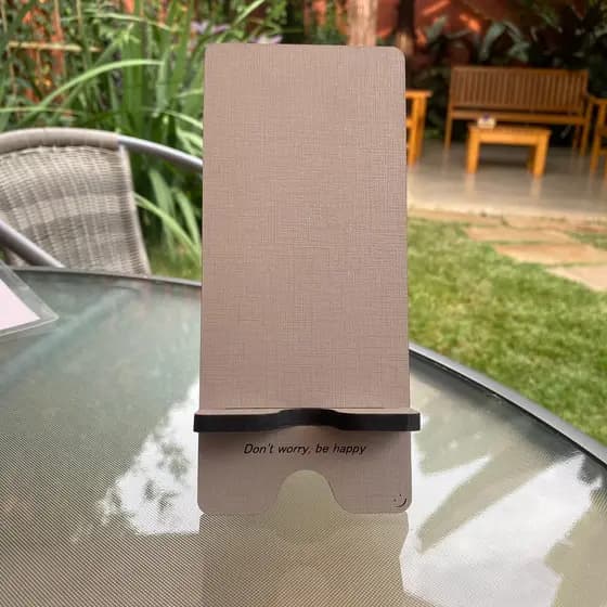 Porta Celular Suporte em MDF - Com gravação a laser - Creme Don't Worry