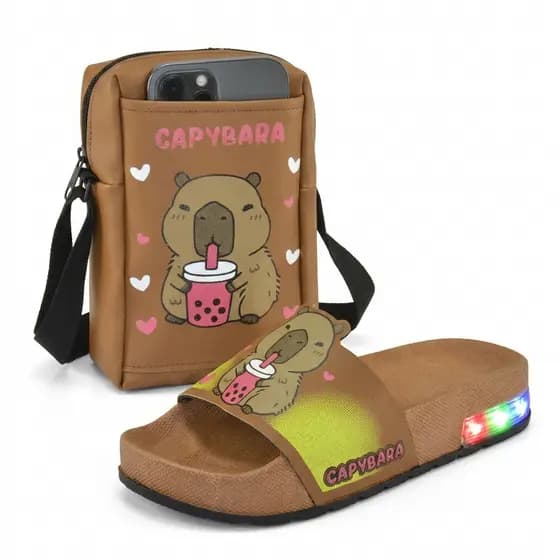 Chinelo LED Capybara infantil + Bolsa Infantil — Kit Perfeito Pra Criança Brilhar