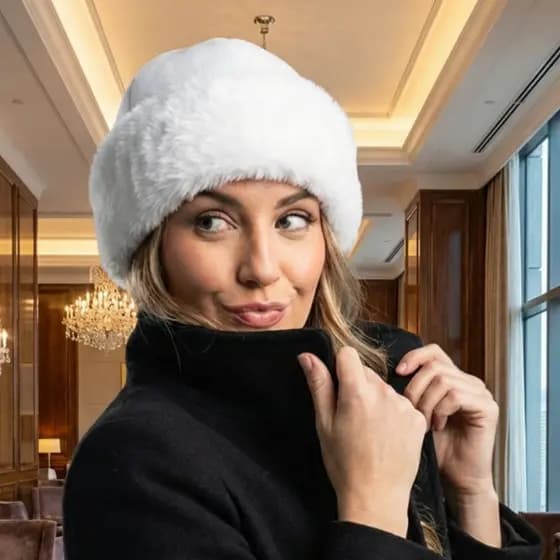 Touca Inverno Feminino Gorro Pele Ecológica Para o Frio E Inverno Modelo Europeu