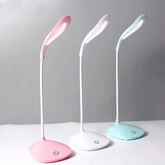 Luminária De Mesa Articulável Escritório Estudo Led Várias Cores Recarregável USB
