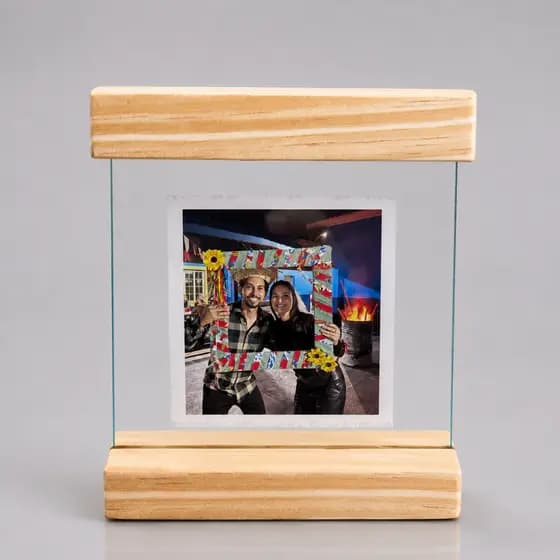 Porta Retrato Vidro Duplo Madeira Pinus Personalizado Foto Flutuante Decorativo Presente Casal 10x10