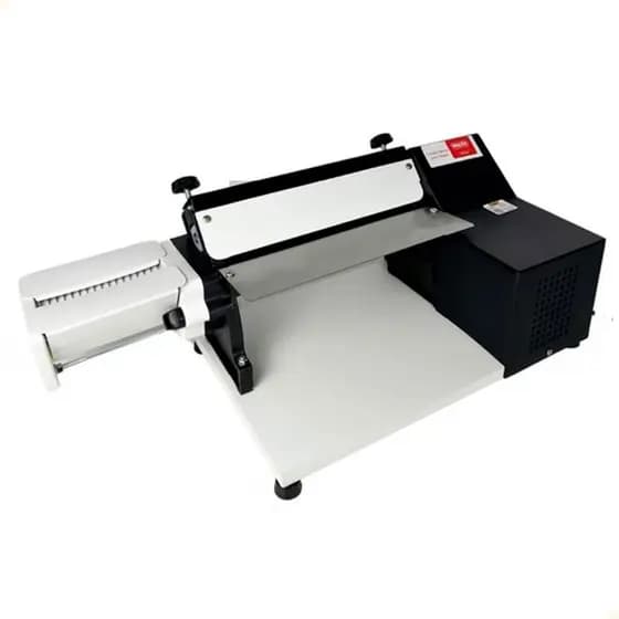 Cilindro Laminador Elétrico Malta 28 Cm Com Cortador de Talharim Preto 220V 3127003