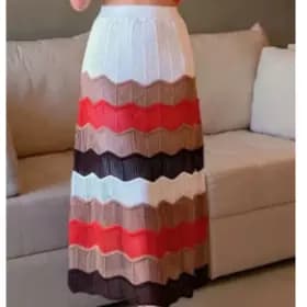 saia longa listrada rendada zigue zague com forro saia de tricot