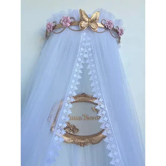 Dossel Arabesco Flor Rosa e Borboleta Dourada e Mosquiteiro em Tule