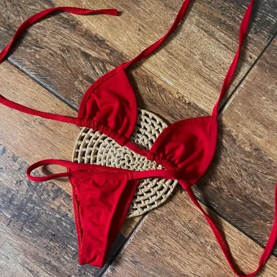 Conjunto de biquini feminino de Fita Vermelho Praia Verão Marquinha