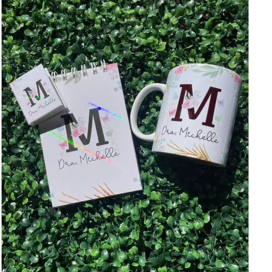 Kit Bloquinho Caneca e Porta Post-It Floral Letra e Nome Professores Presente Escritório Papelaria