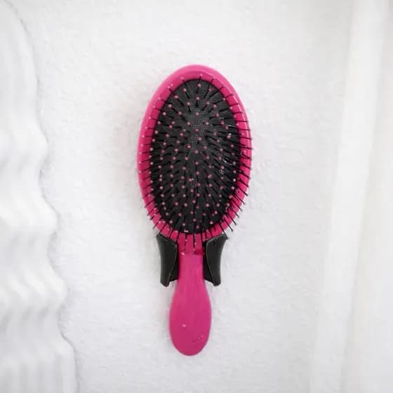 Suporte para Escova de Cabelo de Parede Organizador de Banheiro Sem Furos Porta Escovas Penteadeira Acessório Capilar