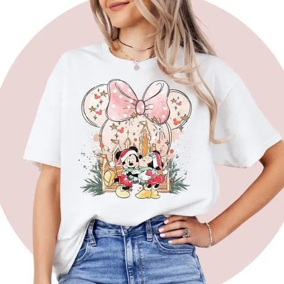 Camiseta Natal Trend Com ina Do Mickey E Da Minnie, Laço Grande E Castelo De Gengibre Academia Algodão Premium