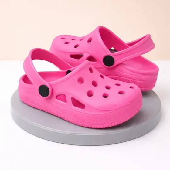 Sandália Infantil Menina Menino Injetada Babuche Moderno Detalhe Lateral Estiloso Macio Antiderrapante Tendencia
