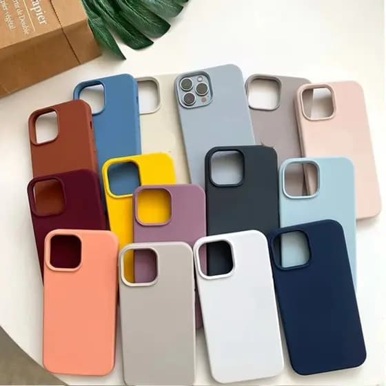 Case Capa Silicone Aveludada para Iphone 14 PRO MAX / PLUS com logo