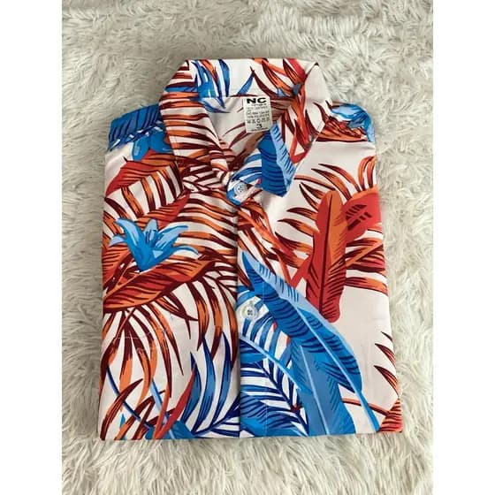Blusas de Botão, Blusas Florais.