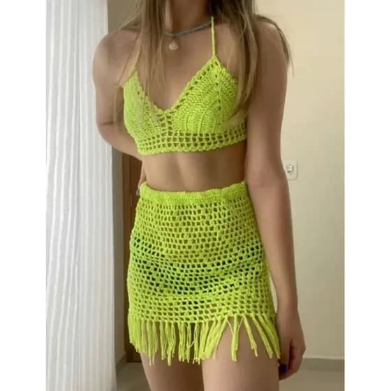Conjunto Crochê Verão – Top Decote V + Saia com Franjas | Look Praia chic Exclusivo Verão 2026 - look Carnaval