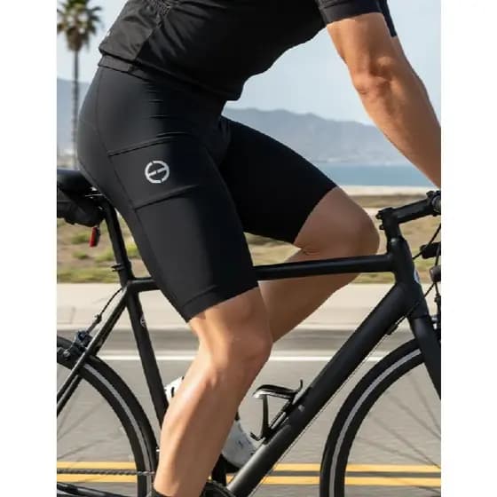 Bermuda Ciclismo ERT Nova Tour Preto Liso Forro Dual Pro 40/60