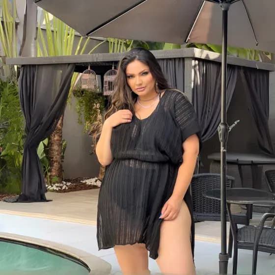 Saida de Praia Plus Size Listras Decote Fenda