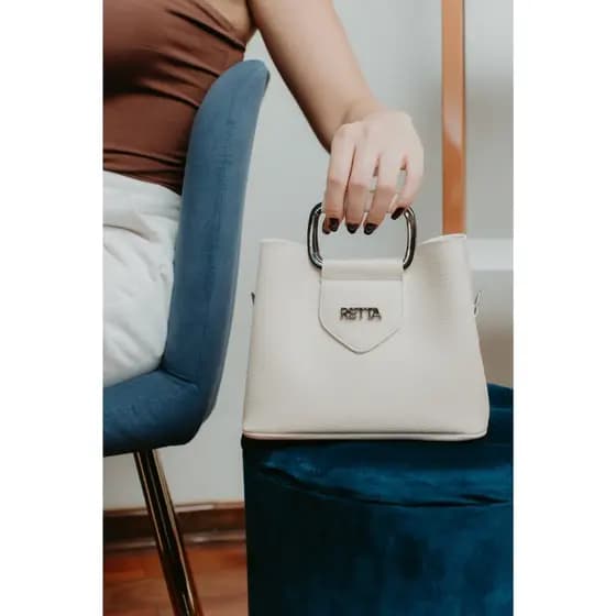 Bolsa Feminina Pequena Alça de Metal e Transversal Retta Chloe