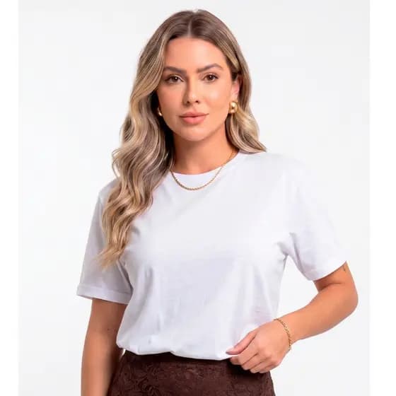 Camiseta Feminina Branca Lisa em Algodão Confortável para um Toque Exclusivo e Moderno
