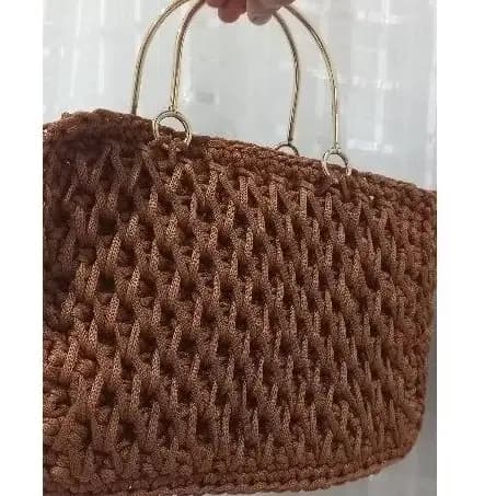 Bolsa Laura, Bolsa feita em fio náutico, Bolsa elegante, Bolsa com alças em metal, Bolsa exclusiva, Bolsa linda