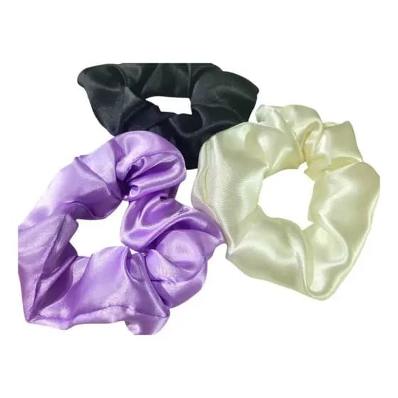 Scrunchie Xuxinha de Cetim: O Acessório Que Faltava