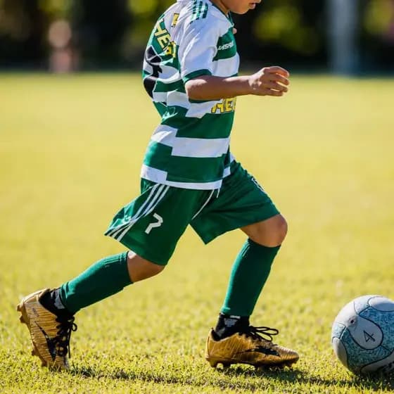 Chuteira Campo Infantil + Meião Gramado Natural Sapato de Futebol Alto Conforto