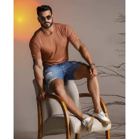 Camiseta Básica Masculinha Elegante Ribana Canelada Moda Homem Moderno Manga Curta