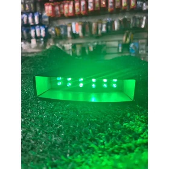 Lanterna Tilapeiro 12 leds a pilha