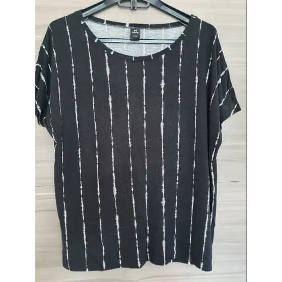 Blusa Feminina Hering Manga Curta Estampada - Preto tamanho P.
