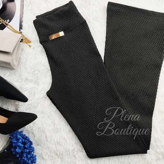 Calça Feminina Flare Bailarina Boca de Sino Colmeia Casual