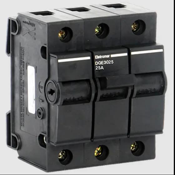 DISJUNTOR NEMA ELETROMAR TRIPOLAR 3X025A PRETO