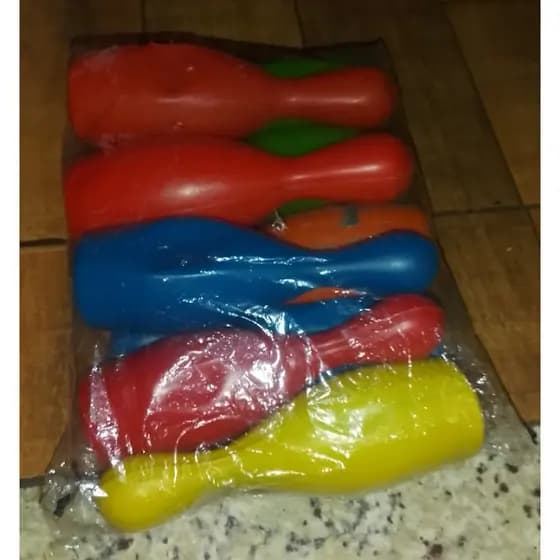 jogo de boliche infantil colorido