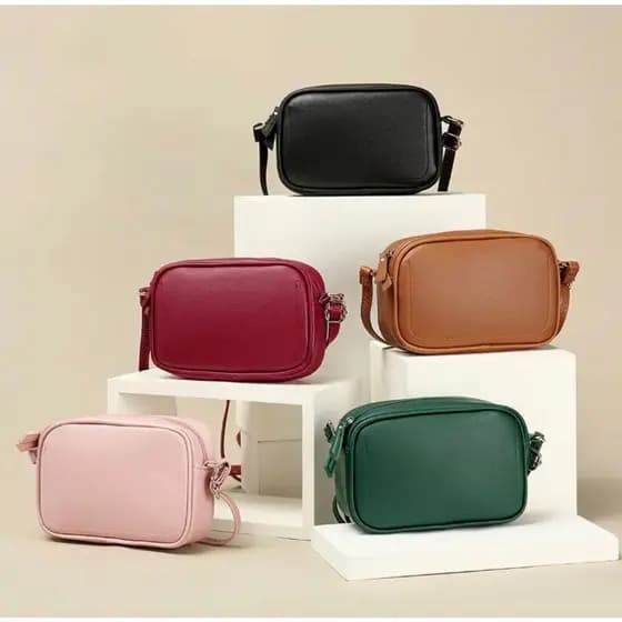 Bolsa transversal lisa com alça regulável