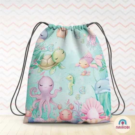 Lembrancinha Mochila Saco diversos temas - Fundo do mar - Futebol - Safari - Heróis - Religioso - 19x28cm ou 25x25cm
