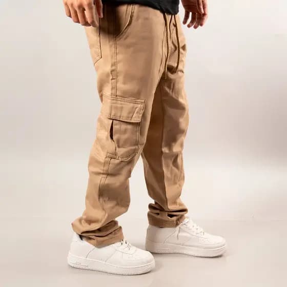 Calça Cargo com Bolso Masculina de Sarga Larga Linha Premium Caqui Bege Preto