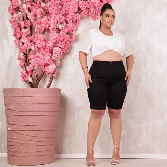 Bermudas Jeans Plus Size Cintura Alta Até o Joelho Elastano