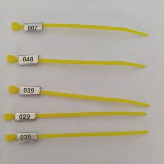 anilhas para aves tipo abraçadeiras com numeração em alumínio pct 5 anilhas.