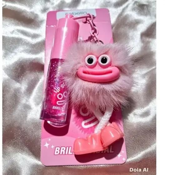 Lip Gloss Chaveiro Pelúcia Febella Brilho Labial Hidratante Fofinho