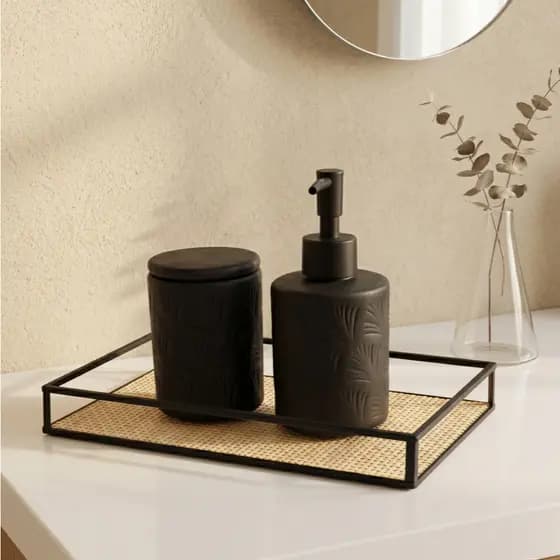 Kit Banheiro Wolff Preto Fosco 3 Peças com Bandeja Metal e Vidro 25x15cm Saboneteira Cerâmica Luxo