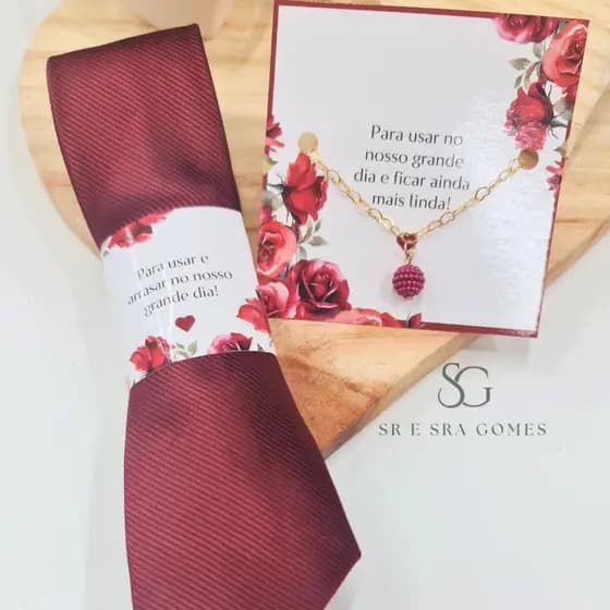 KIT GRAVATA MARSALA TRABALHADA + PULSEIRA + TAGS