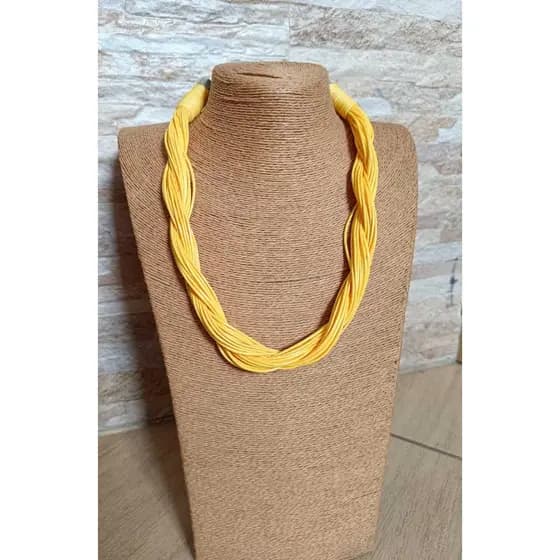 Colar Fios Encerados Amarelo Prosperidade/Maxi Colar Feminino Torcidinho / Tendência Réveillon