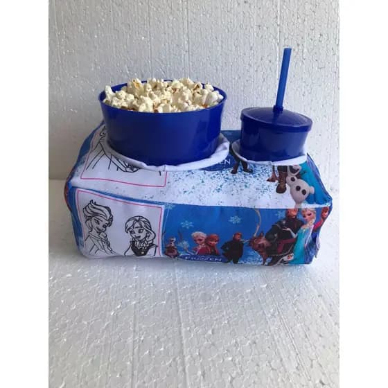Almofada Porta Pipoca Tema Frozen