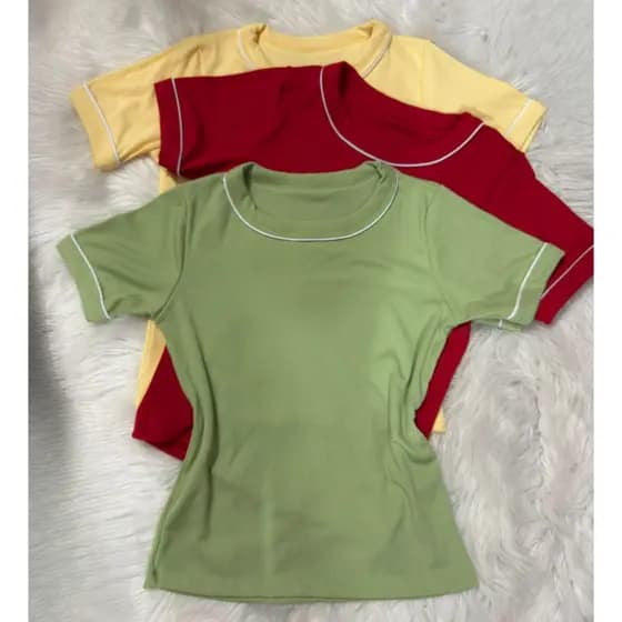 Blusa Feminina Manga Curta Tecido Ribana Gola Redonda