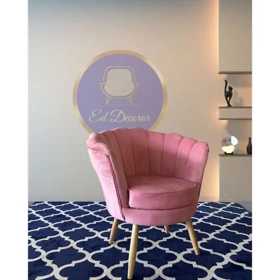 Poltrona Pétala Decorativa Veludo Premium Para Sala Escritório Loja